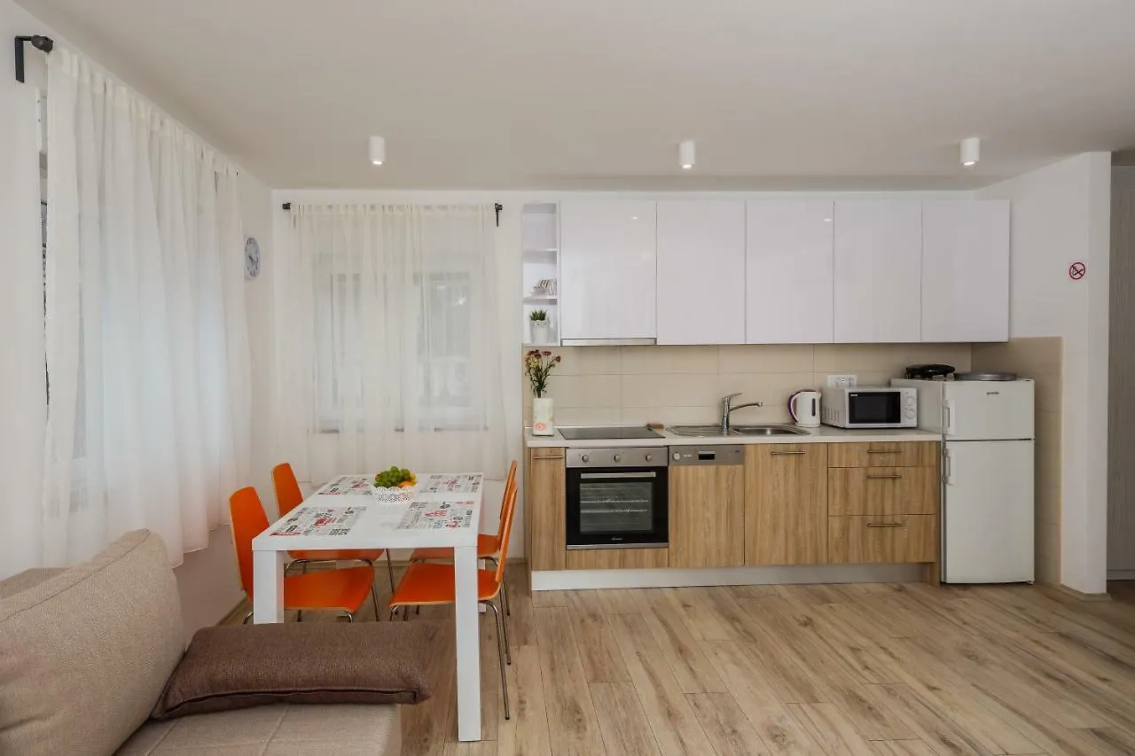 Apartments Mare Trogir
