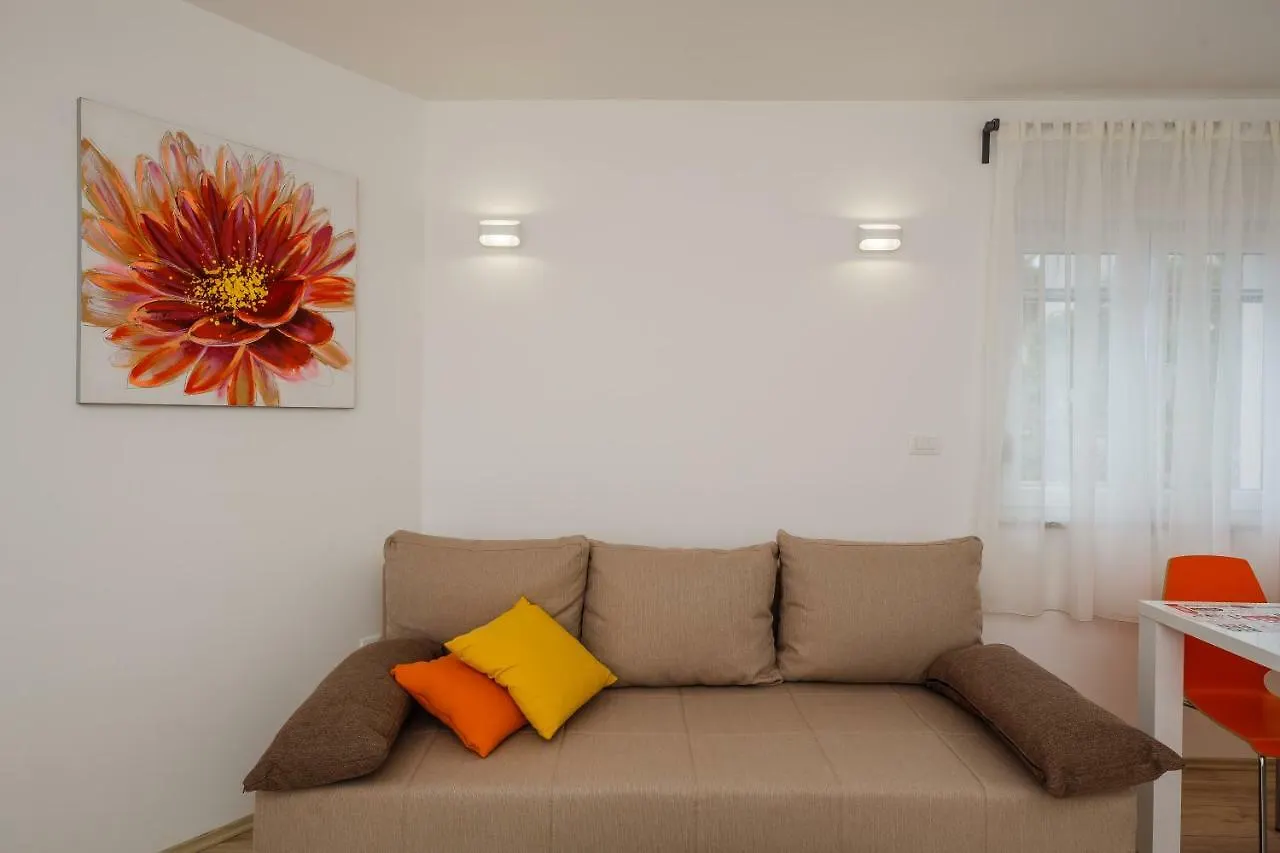 Apartments Mare Trogir