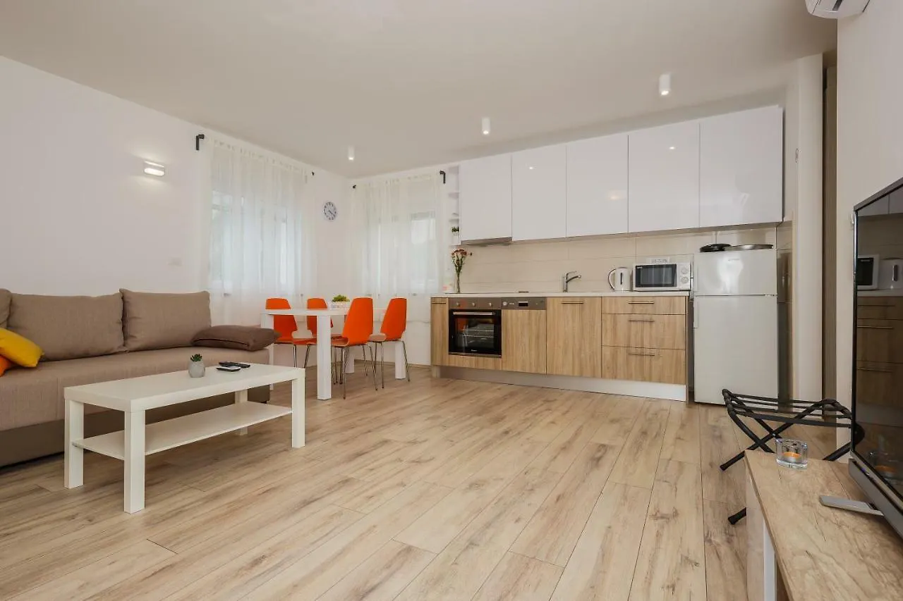 Apartments Mare Trogir