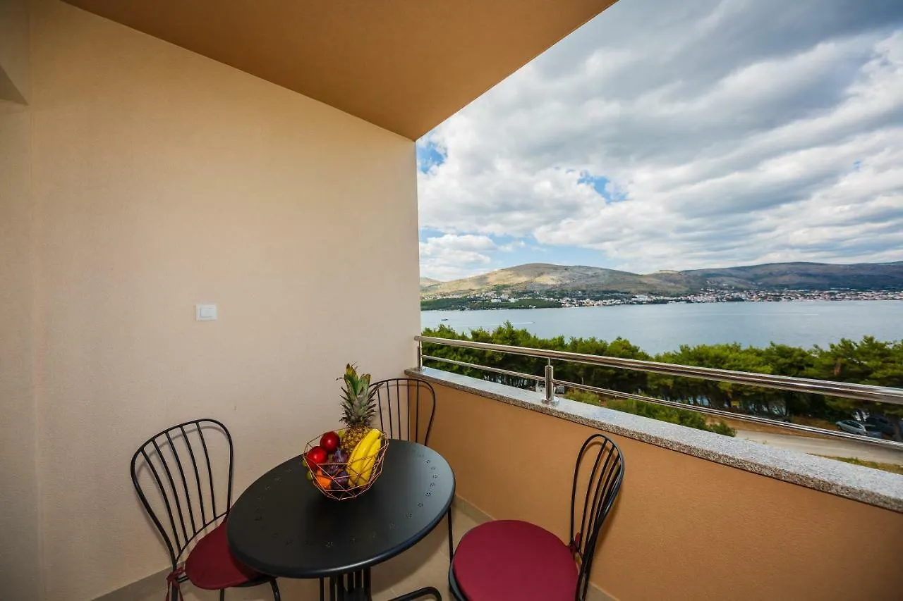 Apartments Mare Trogir