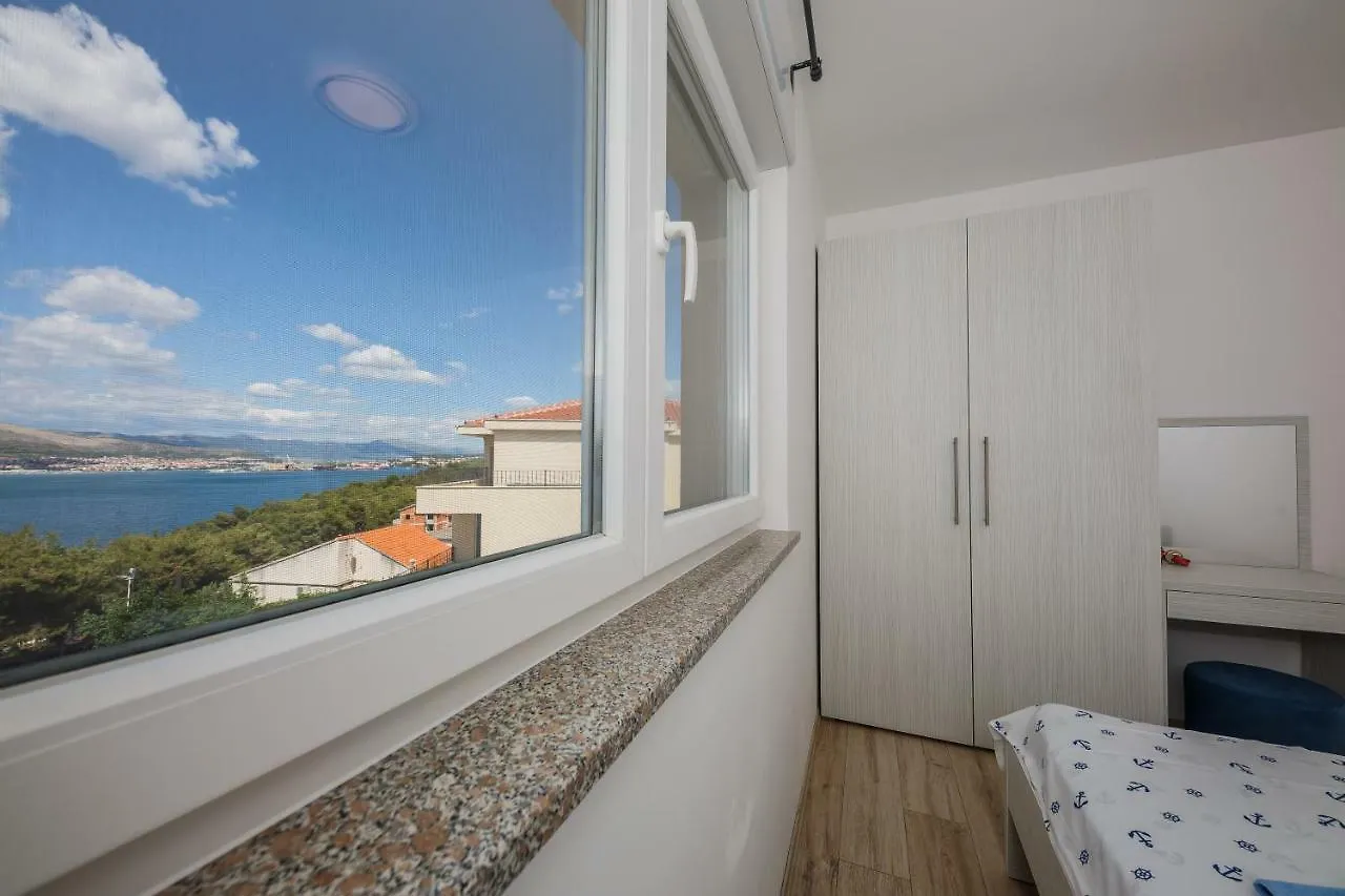 Apartments Mare Trogir
