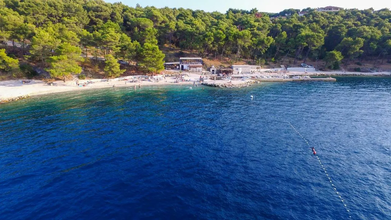 Apartments Mare Trogir 0*,